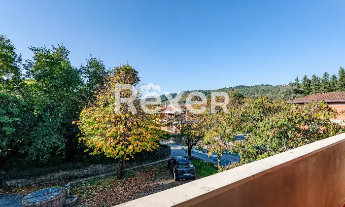 Rexer-Fiesole-Ampio-appartamento-in-contesto-prestigioso-con-giardino-privato-Altro