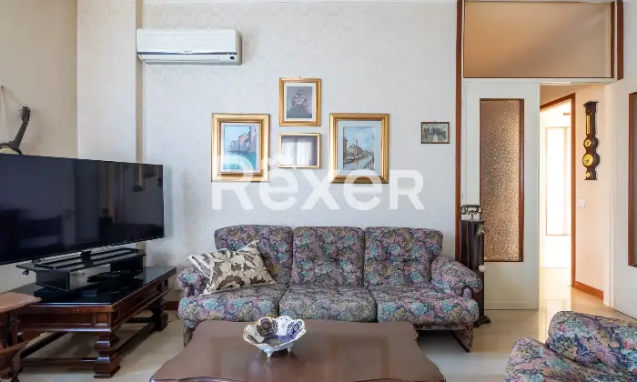 Rexer-Milano-Luminoso-trilocale-piano-alto-Altro