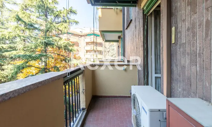 Rexer-Milano-Luminoso-trilocale-piano-alto-Altro