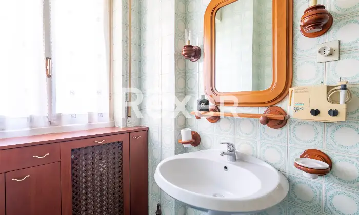 Rexer-Milano-Luminoso-trilocale-piano-alto-Altro