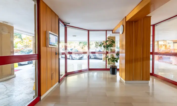 Rexer-Milano-Luminoso-trilocale-piano-alto-Altro