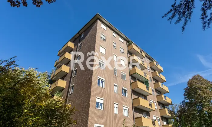 Rexer-Milano-Luminoso-trilocale-piano-alto-Altro