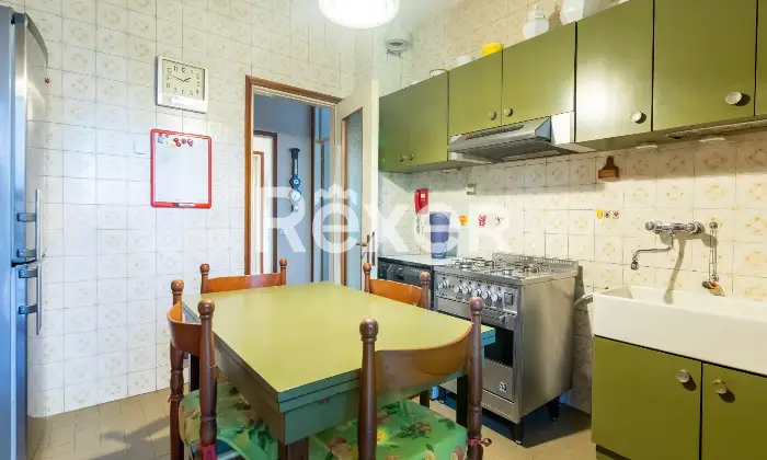 Rexer-Milano-Luminoso-trilocale-piano-alto-Altro