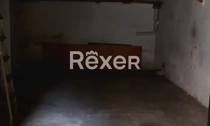 Rexer-Torino-Box-di-mq-con-accesso-carraio-automatico-Altro