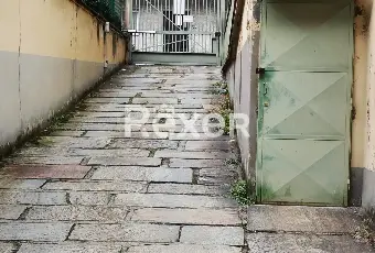 Rexer-Torino-Box-di-mq-con-accesso-carraio-automatico-Altro