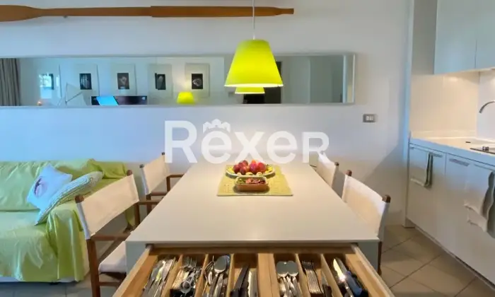 Rexer-San-Lorenzo-al-Mare-Ampio-bilocale-con-vista-mare-a-Marina-di-San-Lorenzo-Altro