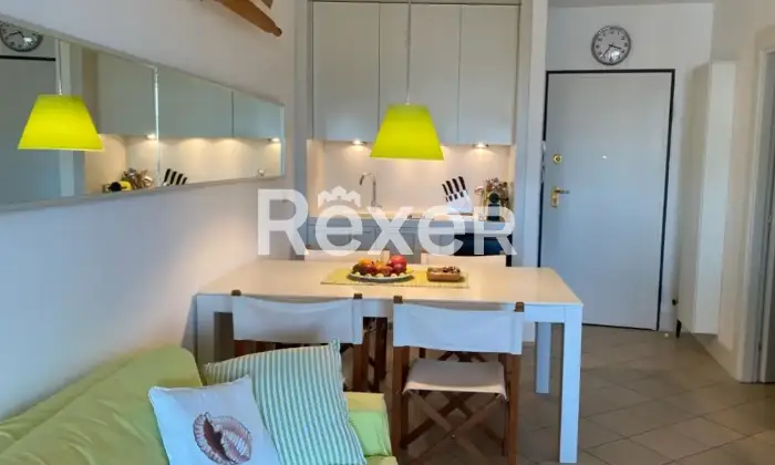 Rexer-San-Lorenzo-al-Mare-Ampio-bilocale-con-vista-mare-a-Marina-di-San-Lorenzo-Altro