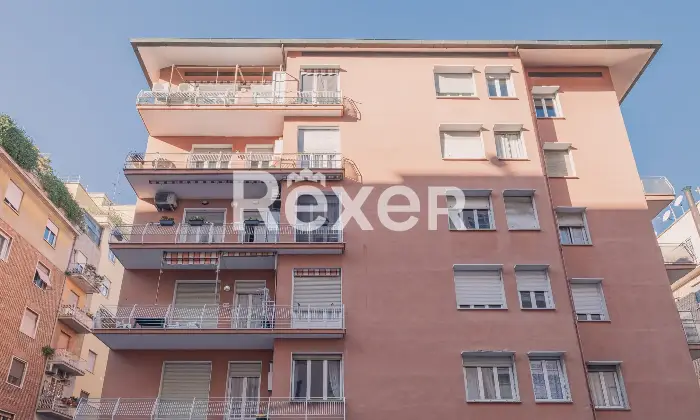 Rexer-Roma-Trieste-Massaciuccoli-appartamento-di-mq-con-terrazza-Altro