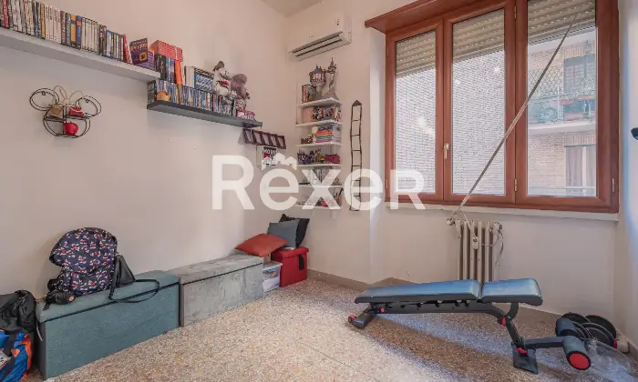 Rexer-Roma-Trieste-Massaciuccoli-appartamento-di-mq-con-terrazza-Altro