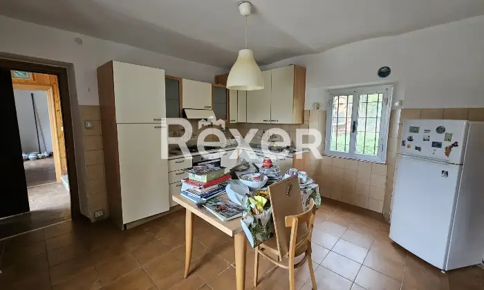 Rexer-Dego-Casa-semindipendente-con-giardino-e-garage-a-Dego-Localit-Piano-Altro