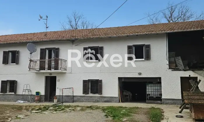 Rexer-Dego-Casa-semindipendente-con-giardino-e-garage-a-Dego-Localit-Piano-Altro