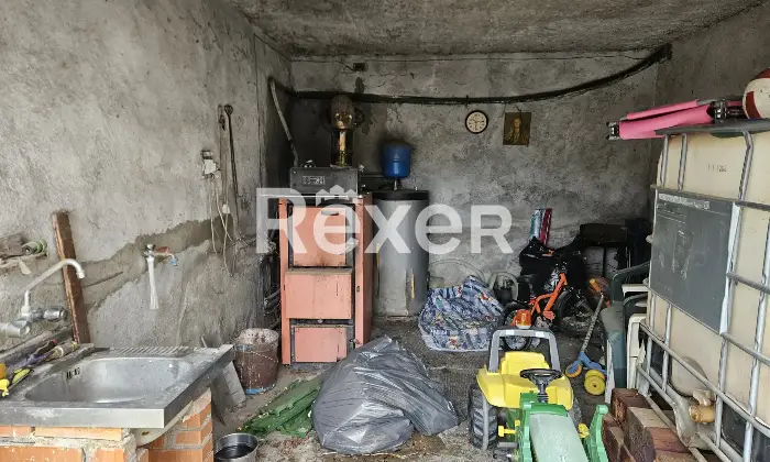 Rexer-Dego-Casa-semindipendente-con-giardino-e-garage-a-Dego-Localit-Piano-Altro