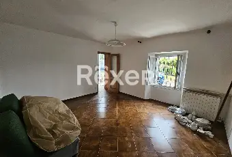 Rexer-Dego-Casa-semindipendente-con-giardino-e-garage-a-Dego-Localit-Piano-Altro