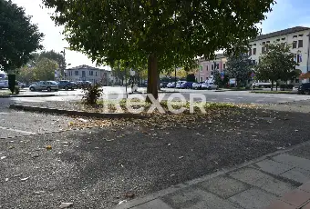 Rexer-Lozzo-Atestino-Palazzina-con-negozio-appartamenti-a-reddito-e-garage-a-Lozzo-Atestino-Altro