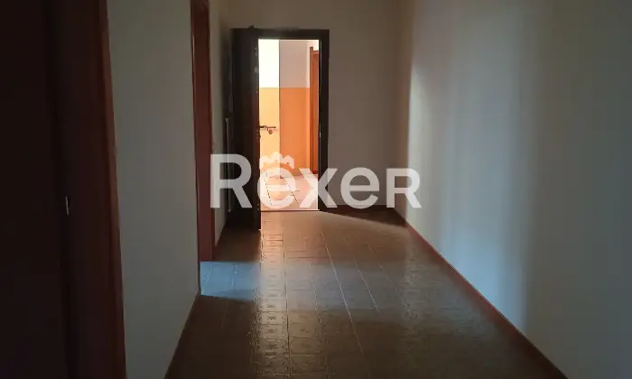 Rexer-Varese-Trilocale-con-giardino-e-cantina-Altro