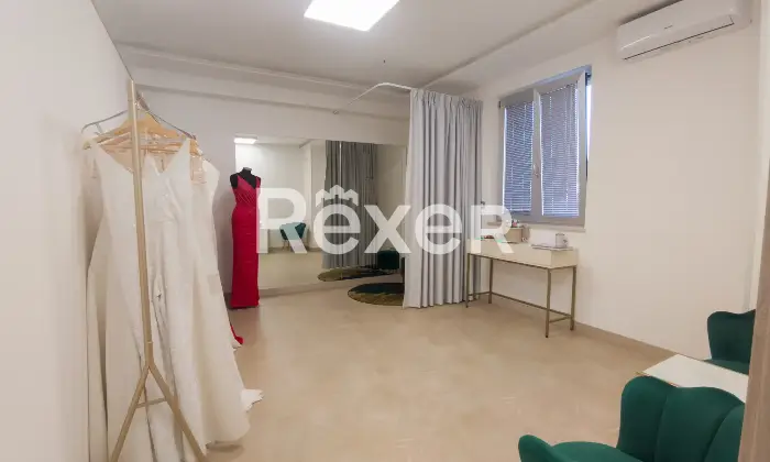 Rexer-Marsicovetere-Luminoso-locale-commerciale-Altro