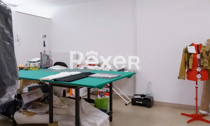 Rexer-Marsicovetere-Luminoso-locale-commerciale-Altro