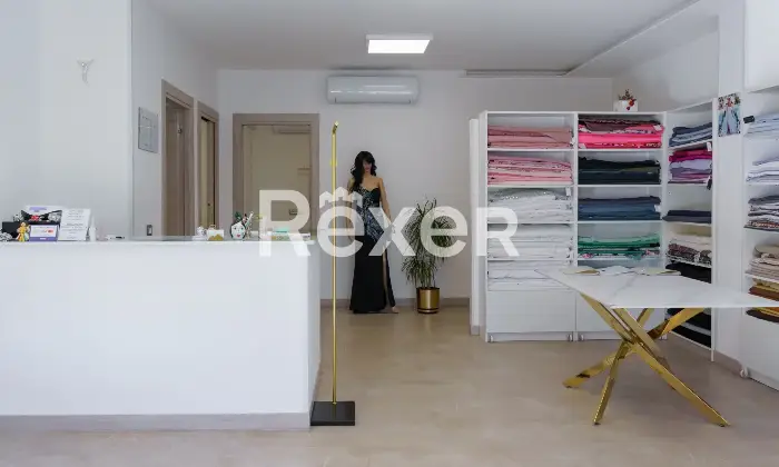 Rexer-Marsicovetere-Luminoso-locale-commerciale-Altro