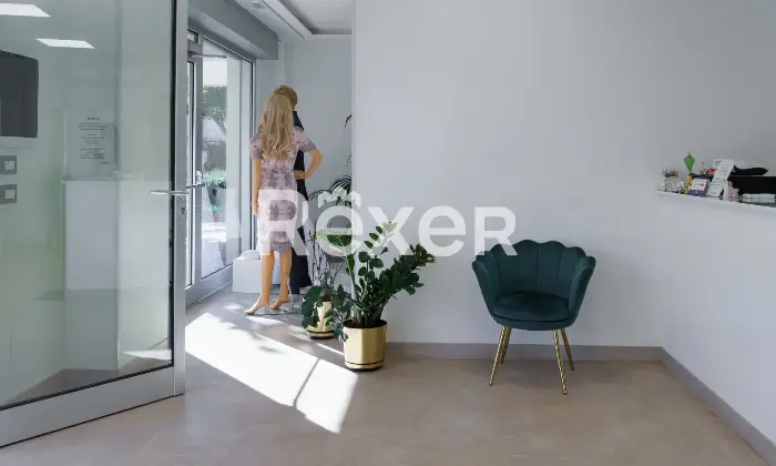 Rexer-Marsicovetere-Luminoso-locale-commerciale-Altro