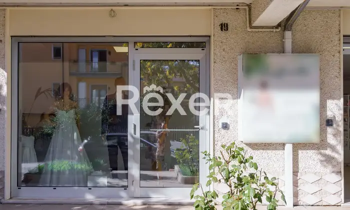 Rexer-Marsicovetere-Luminoso-locale-commerciale-Altro