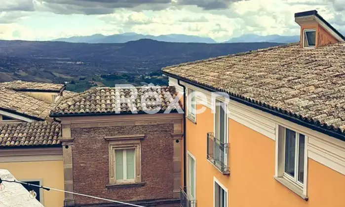 Rexer-Ariano-Irpino-Soluzione-indipendente-su-tre-livelli-in-palazzo-storico-Ariano-Irpino-AV-Altro