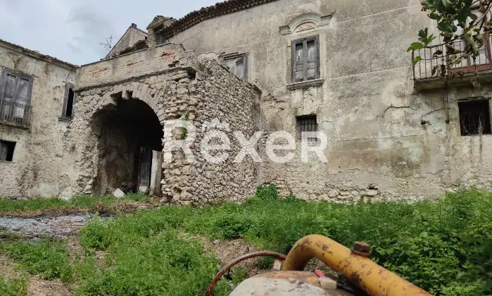 Rexer-Bonea-CASALE-ANTICO-MQ-EMQ-DI-TERRENO-DA-RISTRUTTURARE-BONEA-Giardino