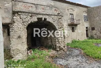 Rexer-Bonea-CASALE-ANTICO-MQ-EMQ-DI-TERRENO-DA-RISTRUTTURARE-BONEA-Giardino