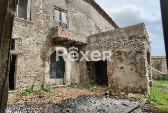 Rexer-Bonea-CASALE-ANTICO-MQ-EMQ-DI-TERRENO-DA-RISTRUTTURARE-BONEA-Giardino