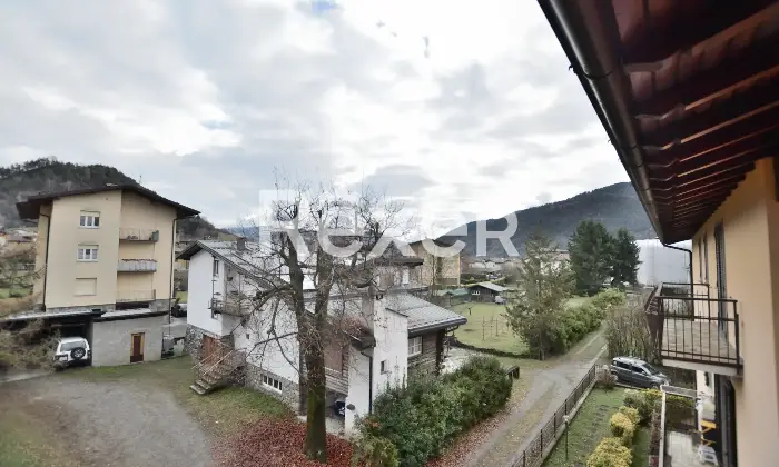 Rexer-Clusone-Trilocale-con-balcone-cantina-e-box-auto-Altro