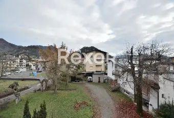 Rexer-Clusone-Trilocale-con-balcone-cantina-e-box-auto-Altro