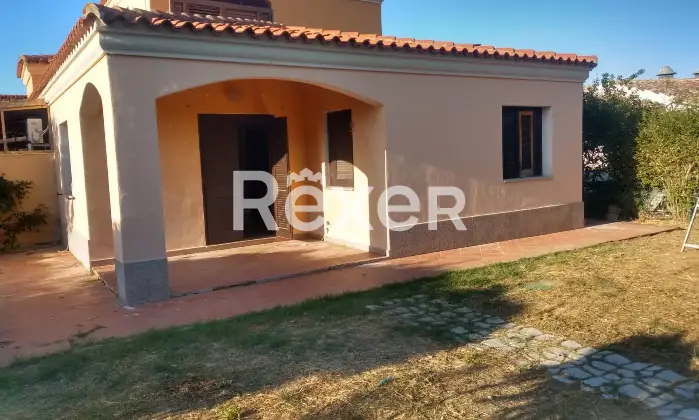 Rexer-San-Teodoro-Casa-indipendente-con-giardino-e-box-a-San-Teodoro-Via-Calangianus-Altro