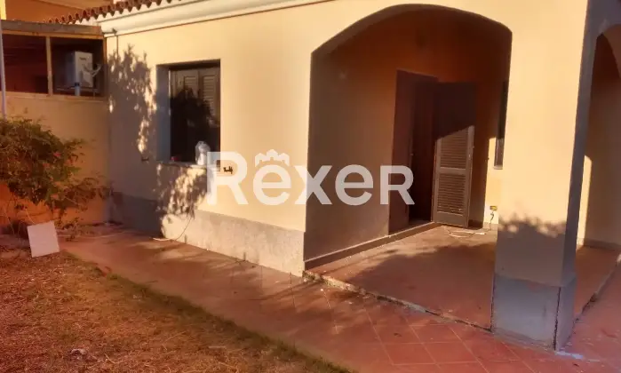 Rexer-San-Teodoro-Casa-indipendente-con-giardino-e-box-a-San-Teodoro-Via-Calangianus-Altro