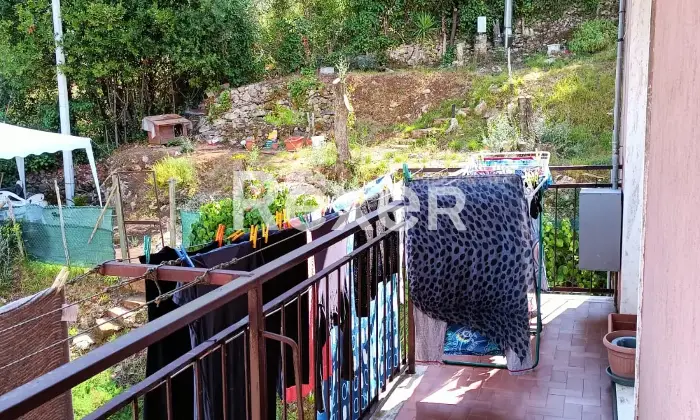 Rexer-Lerici-Quadrilocale-immerso-nel-verde-a-Lerici-Localit-PugliolaSolaro-Altro