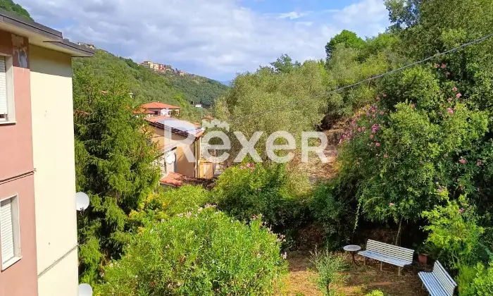 Rexer-Lerici-Quadrilocale-immerso-nel-verde-a-Lerici-Localit-PugliolaSolaro-Altro
