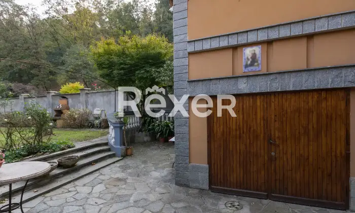 Rexer-Torino-Elegante-Villa-con-giardino-e-terrazzo-Altro
