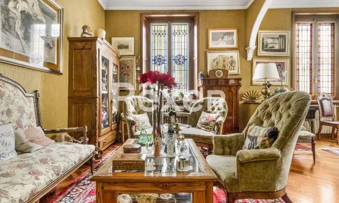 Rexer-Torino-Elegante-Villa-con-giardino-e-terrazzo-Altro