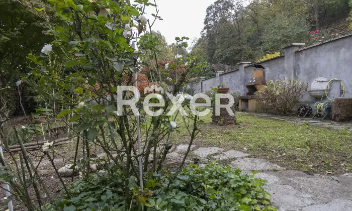 Rexer-Torino-Elegante-Villa-con-giardino-e-terrazzo-Altro