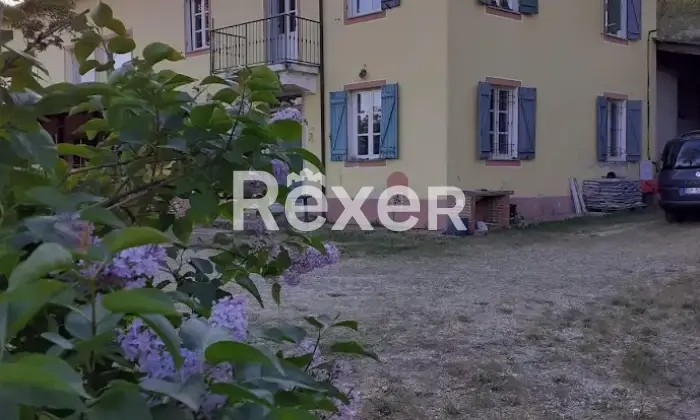Rexer-Montaldeo-Tenuta-con-casa-padronale-appartamenti-indipendenti-e-ettari-di-terreno-ideale-per-agriturismo-o-residenza-privata-Esterno