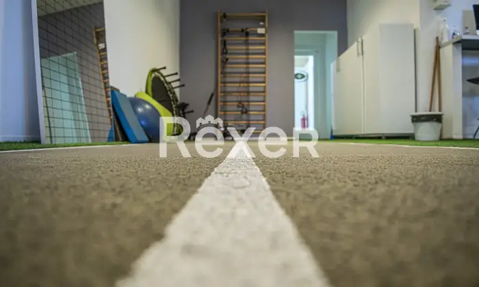 Rexer-Bologna-Ufficiolaboratoriostudio-medico-a-reddito-Altro