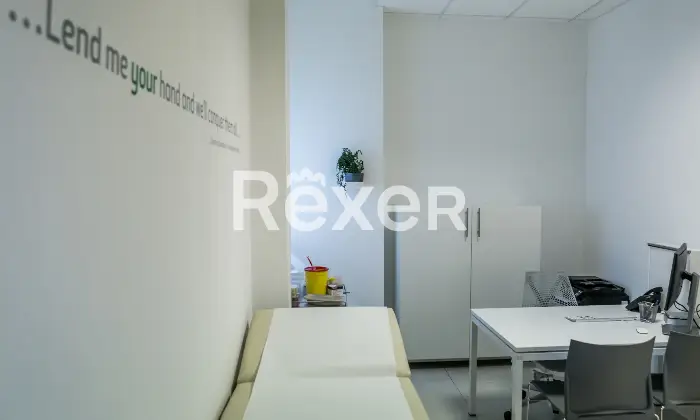 Rexer-Bologna-Ufficiolaboratoriostudio-medico-a-reddito-Altro