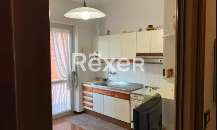 Rexer-Genova-Appartamento-di-mq-con-posto-auto-privato-e-vista-Monte-Gazzo-Sestri-Ponente-Salita-Cataldi-Altro
