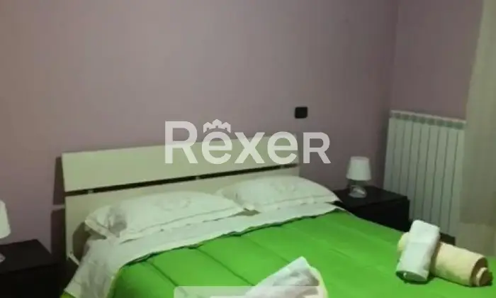 Rexer-Cerchio-Appartamento-ristrutturato-e-arredato-nel-centro-di-Cerchio-a-pochi-passi-dalla-piazza-principale-Camera-da-letto-matrimoniale