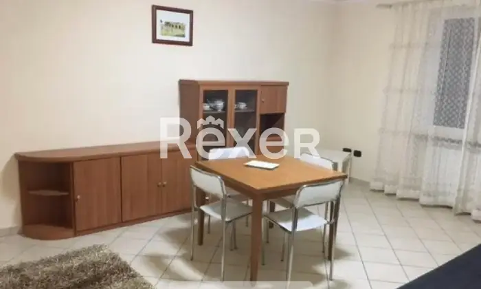 Rexer-Cerchio-Appartamento-ristrutturato-e-arredato-nel-centro-di-Cerchio-a-pochi-passi-dalla-piazza-principale-Salone