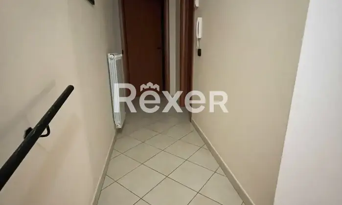 Rexer-Cerchio-Appartamento-ristrutturato-e-arredato-nel-centro-di-Cerchio-a-pochi-passi-dalla-piazza-principale-Corridoio