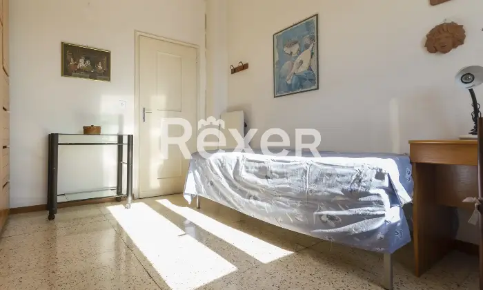 Rexer-Torino-locali-in-edificio-completamente-riqualificato-Altro