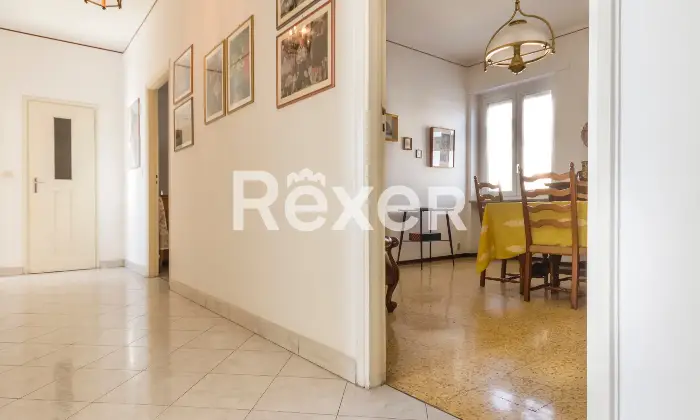 Rexer-Torino-locali-in-edificio-completamente-riqualificato-Altro