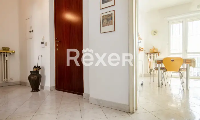 Rexer-Torino-locali-in-edificio-completamente-riqualificato-Altro