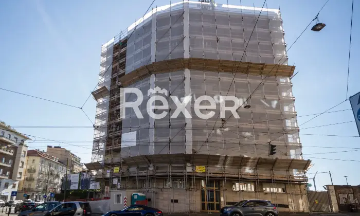 Rexer-Torino-locali-in-edificio-completamente-riqualificato-Altro