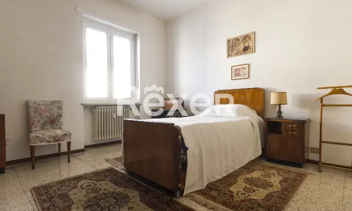 Rexer-Torino-locali-in-edificio-completamente-riqualificato-Altro