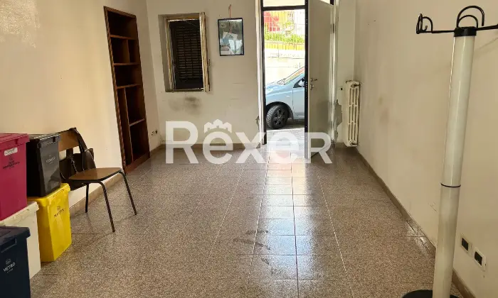 Rexer-Spoltore-Propriet-storica-sviluppata-su-tre-livelli-Altro